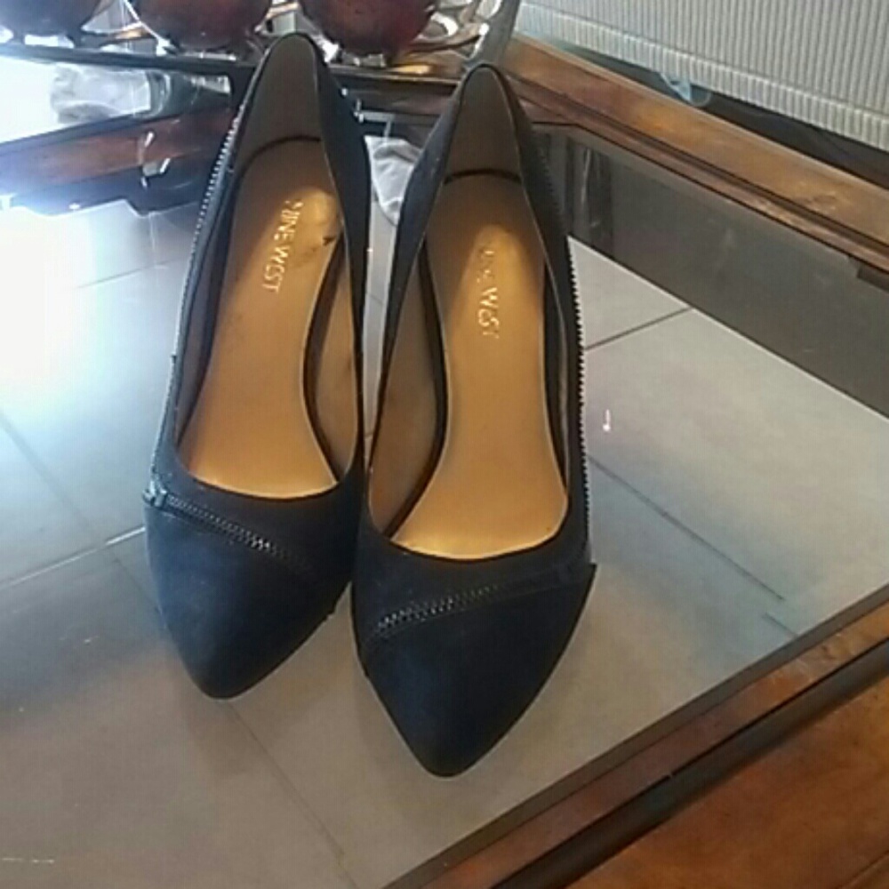 Black suede and leather heel